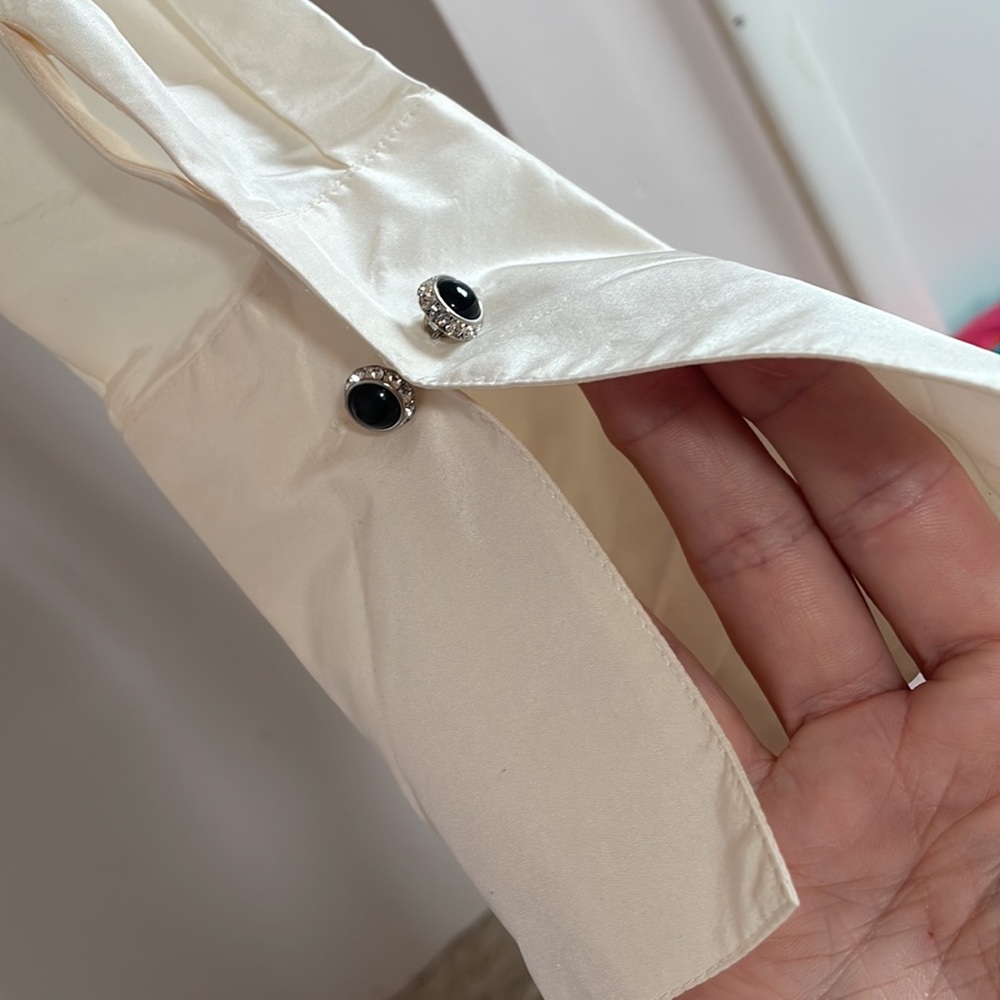 Ann Taylor 100% Silk Wrap LongSleeve sz8 Embellished Cusps - Picture 7 of 13